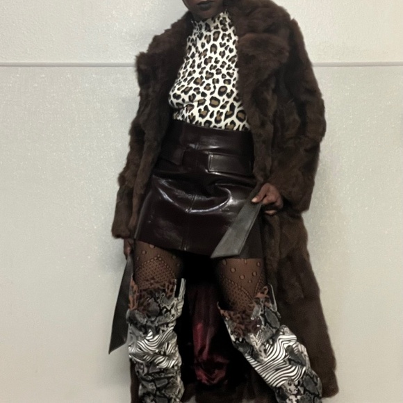 Fashionable Fly 44th birthday fit - Picture 5 of 11